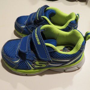 Like New Toddler Skechers Sneakers Size 7